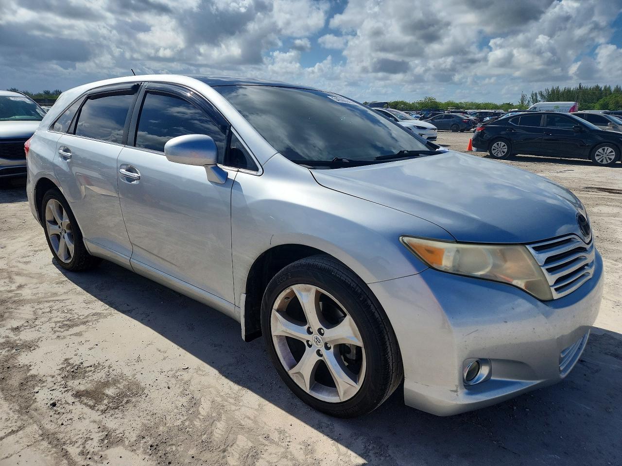 Toyota Venza Awd V6
