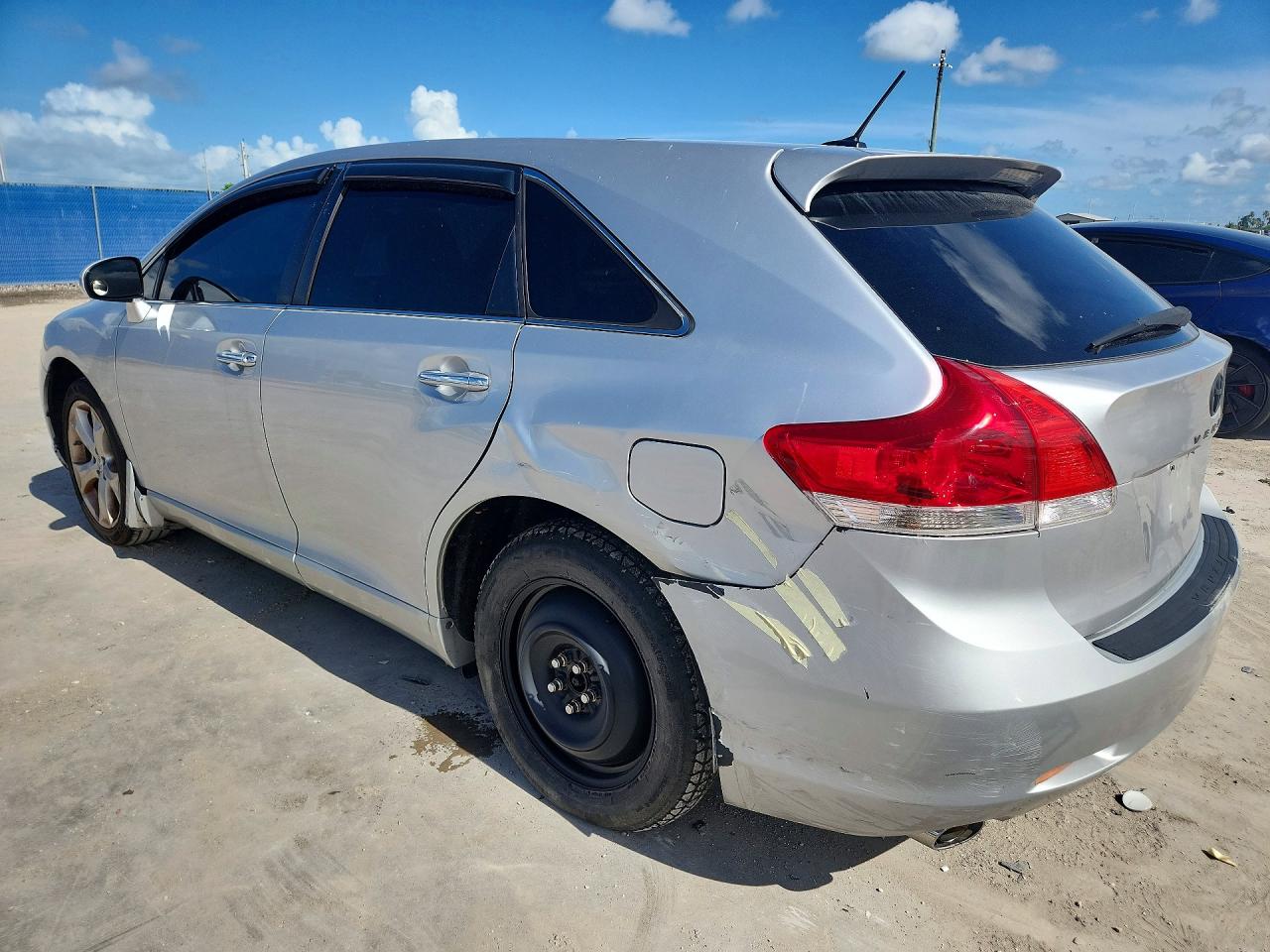 Toyota Venza Awd V6