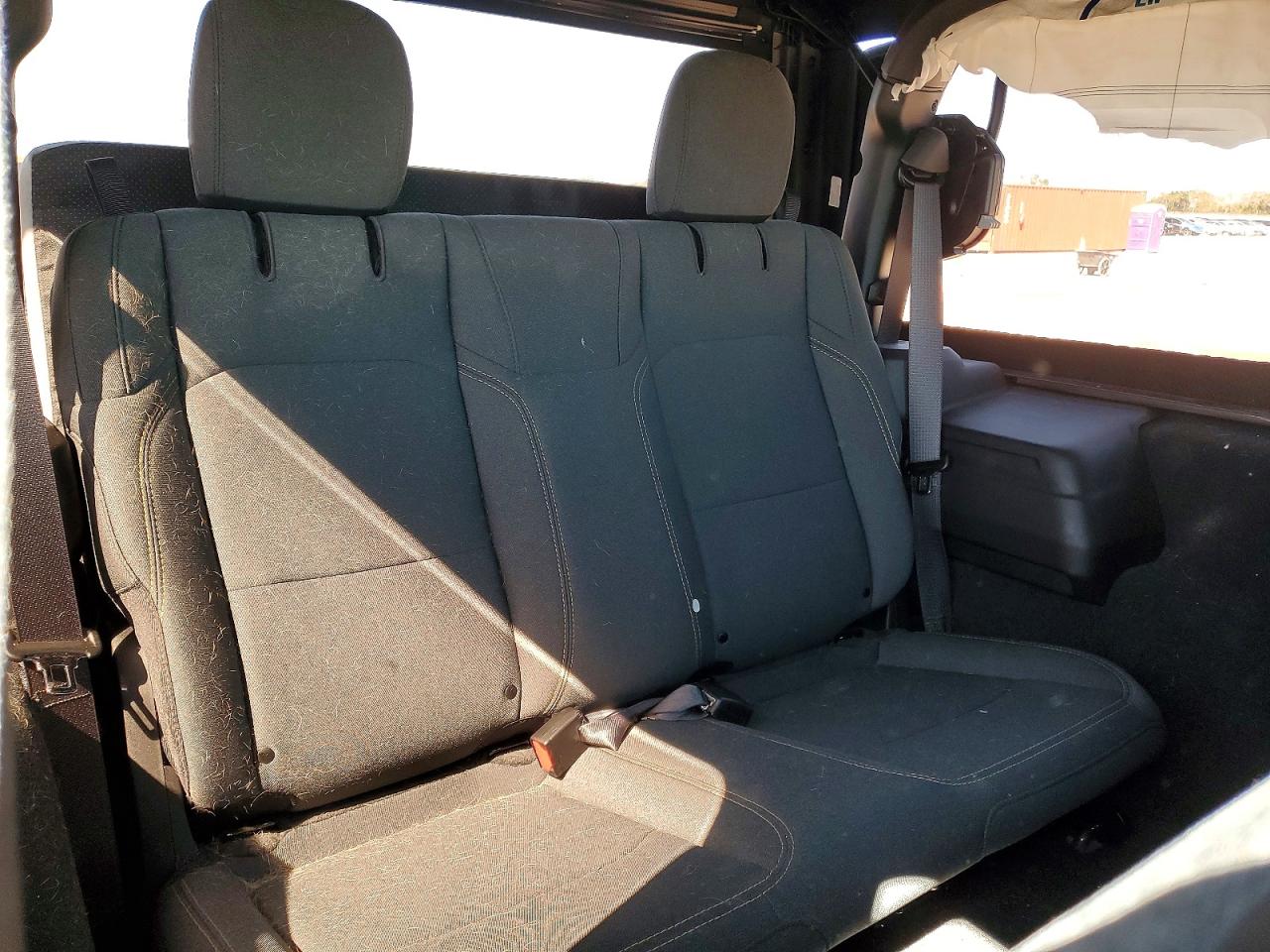 Jeep Wrangler Sport