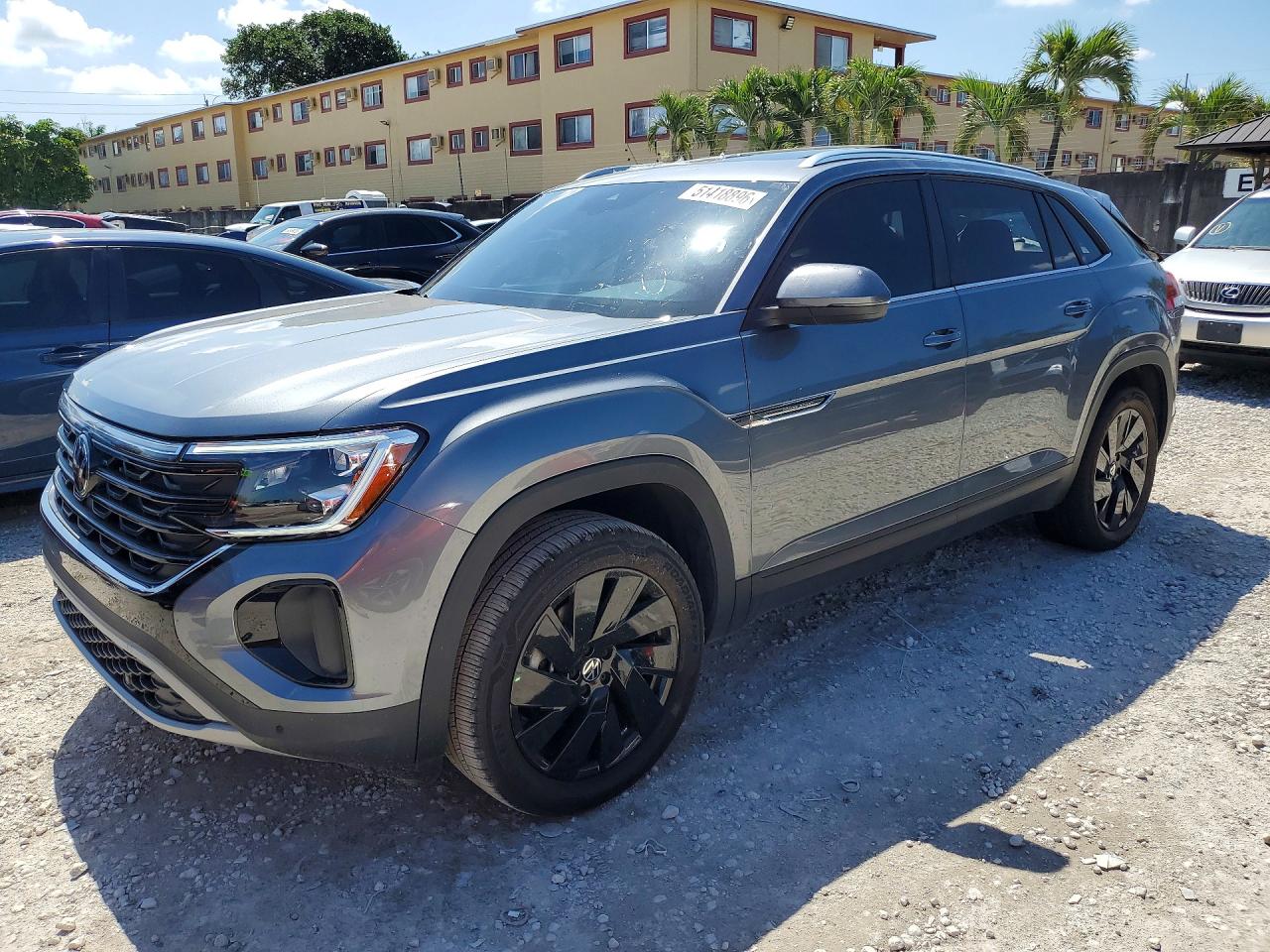 Salvage Volkswagen Atlas Image