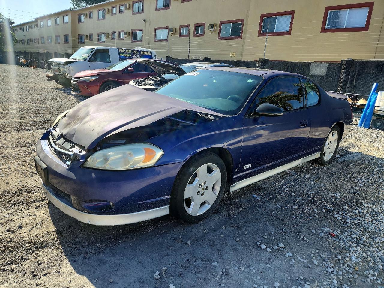 Salvage Chevrolet Monte Carlo Image