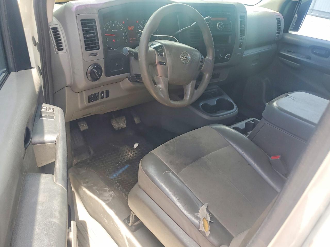 Nissan Nv 2500 Hd S