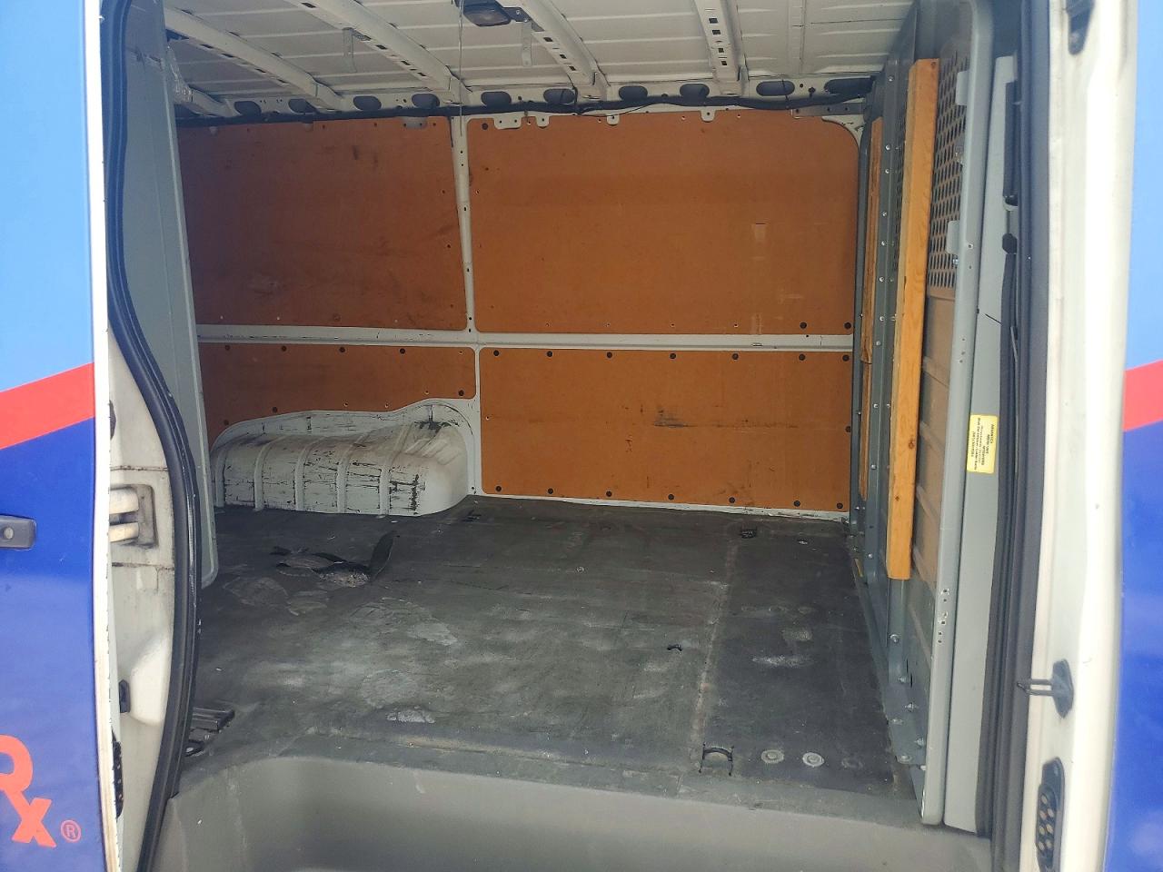 Nissan Nv 2500 Hd S
