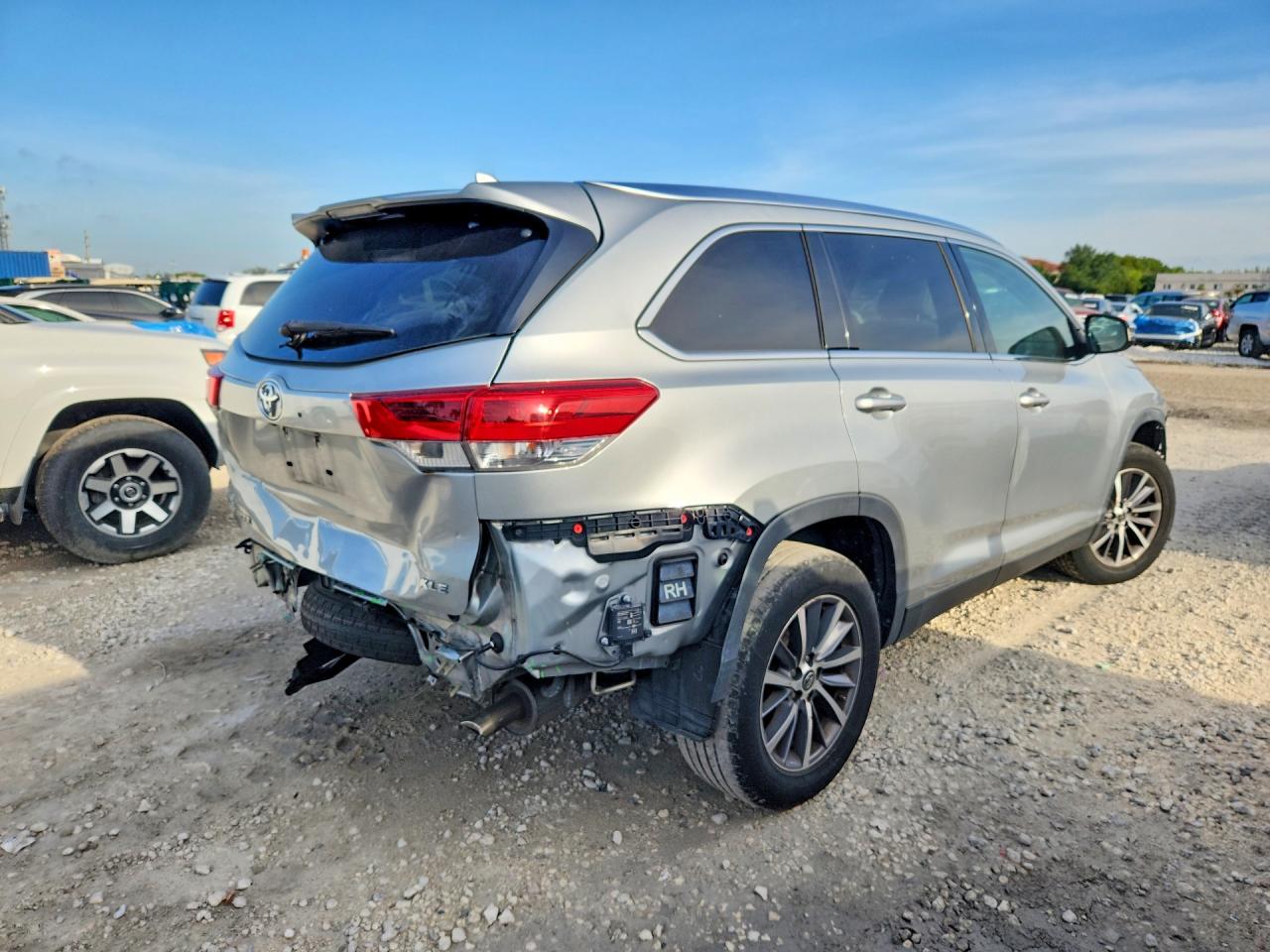 Toyota Highlander Xle