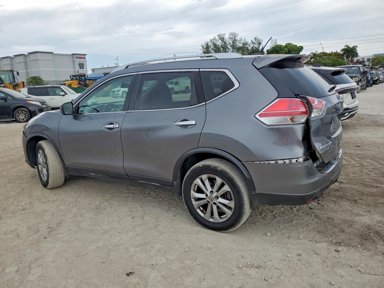Nissan Rogue Sv