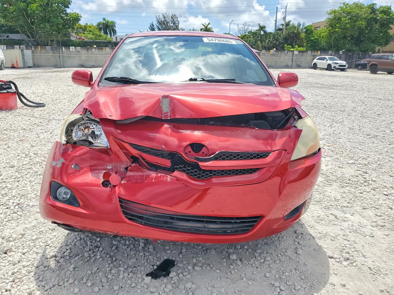 Toyota Yaris Base