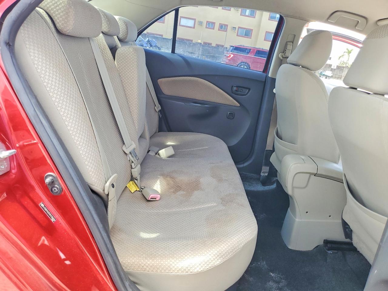 Toyota Yaris Base