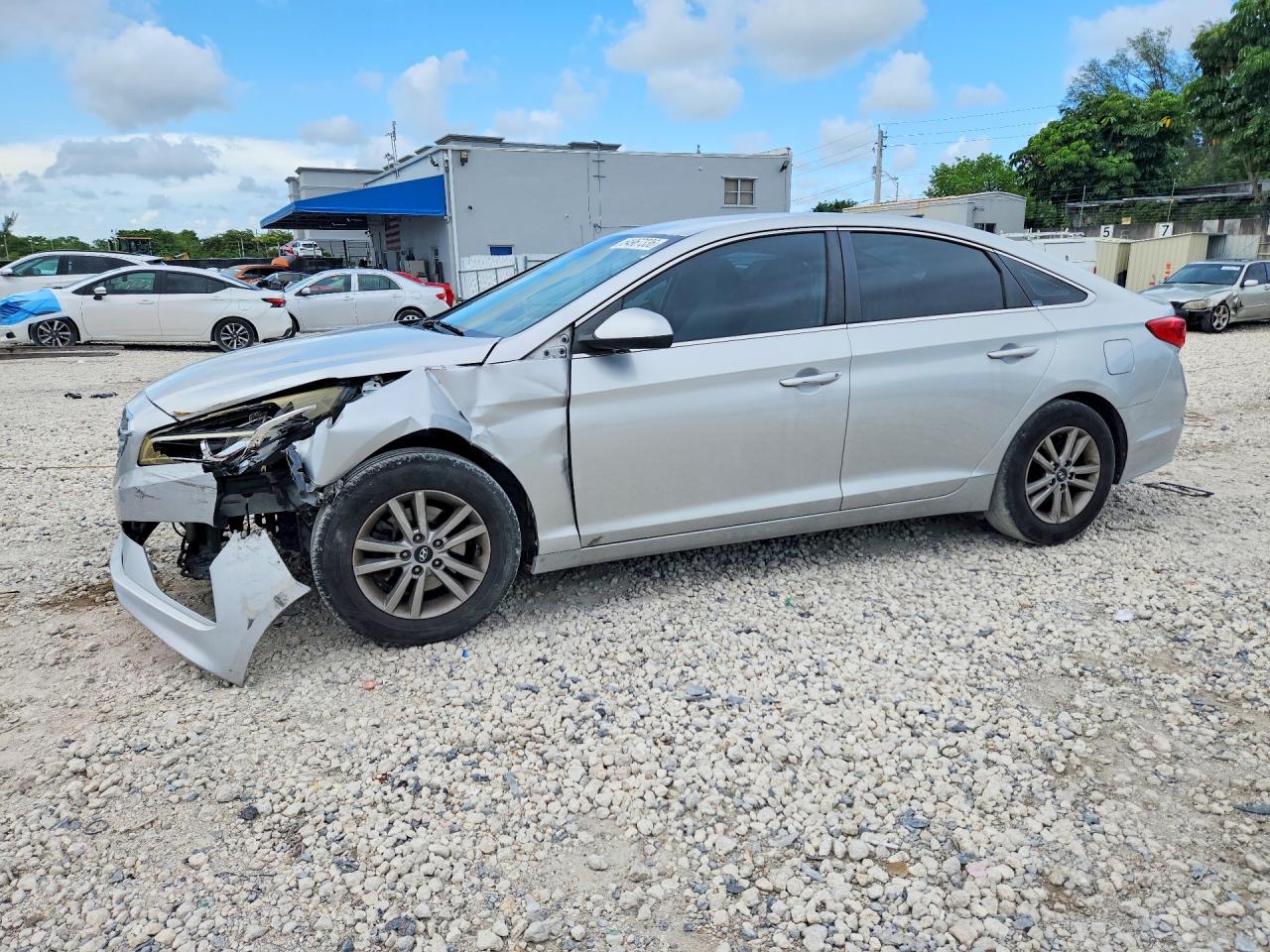 Salvage Hyundai SONATA Image