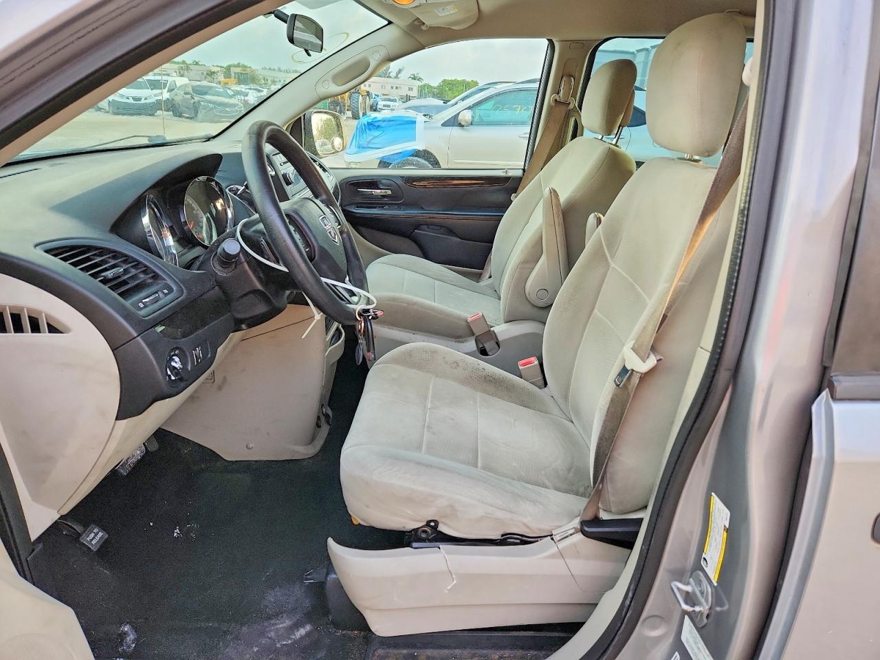 Dodge Caravan Se