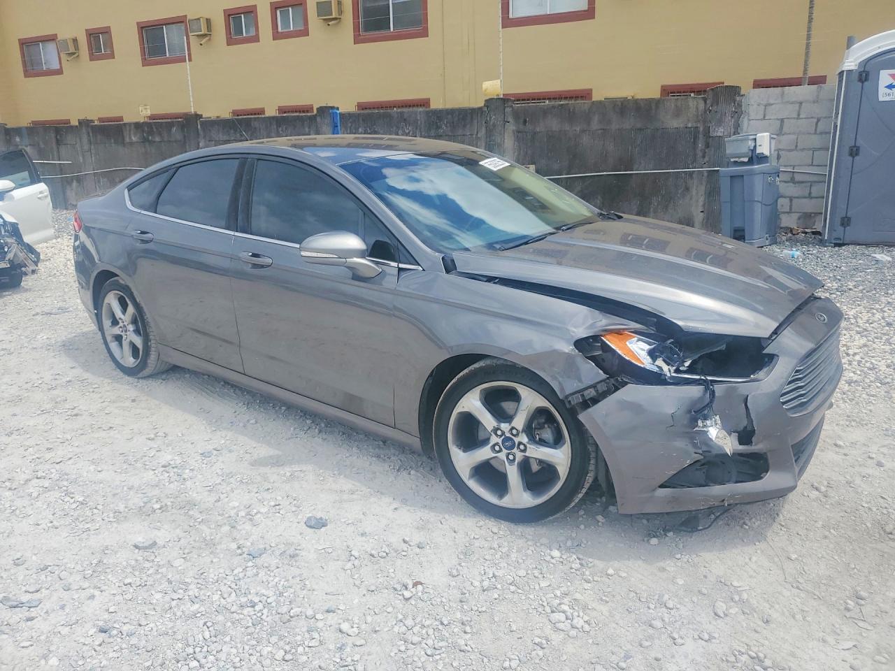 Ford Fusion Se