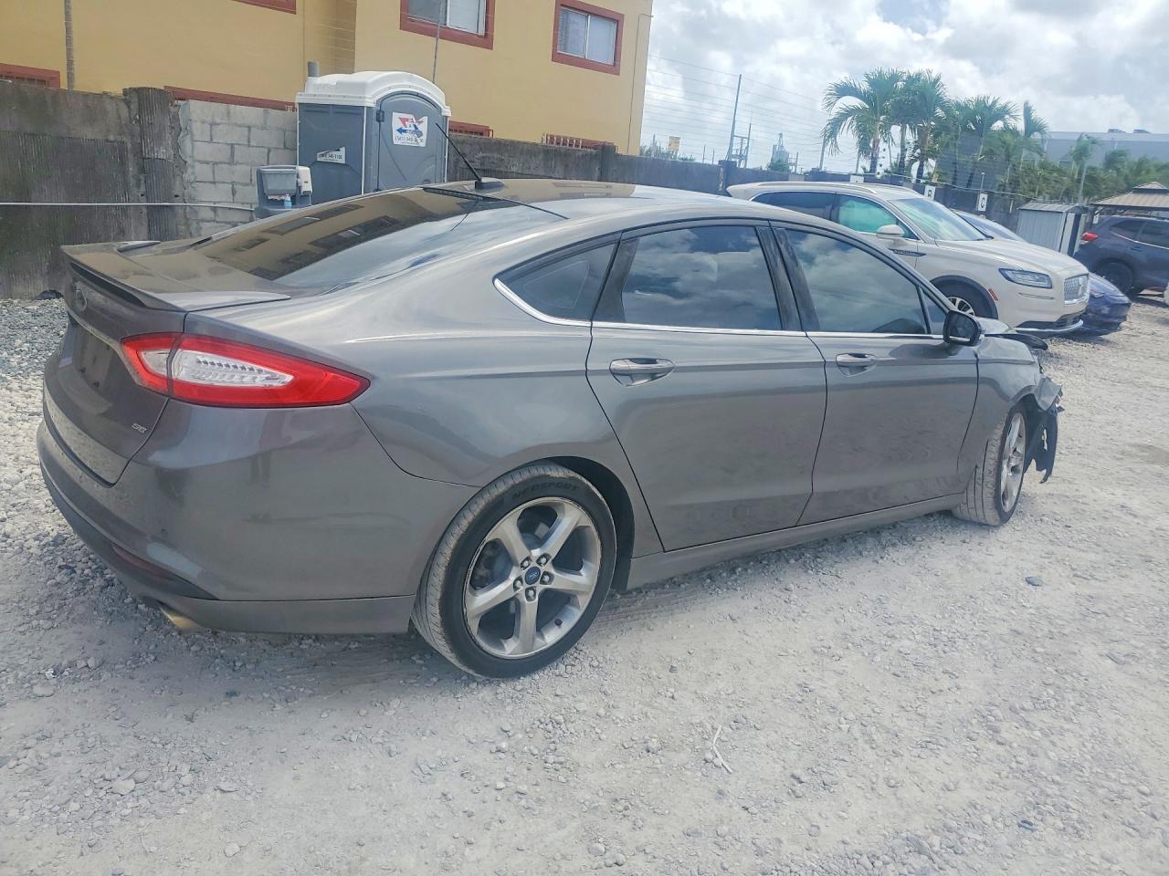 Ford Fusion Se