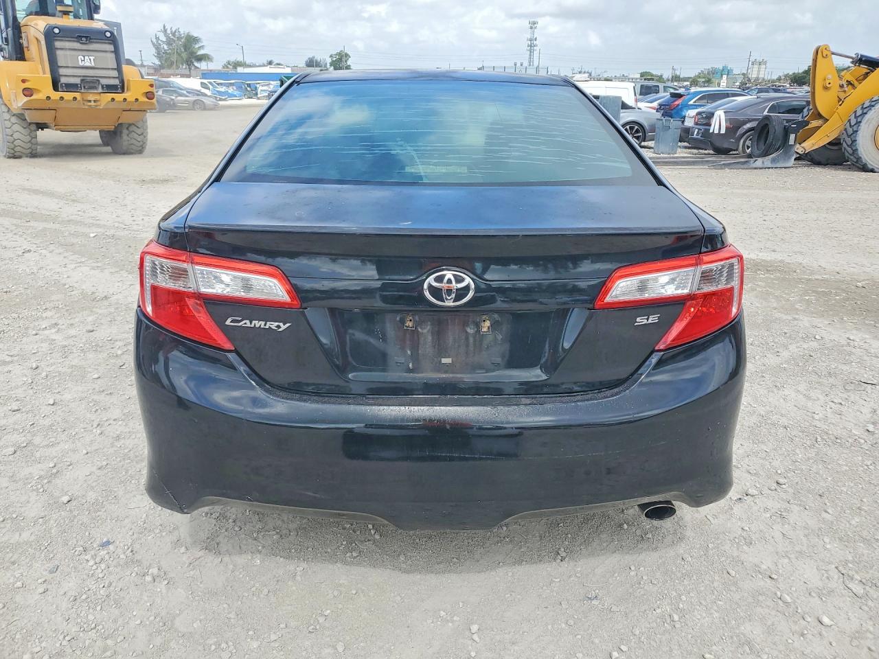Toyota Camry Se