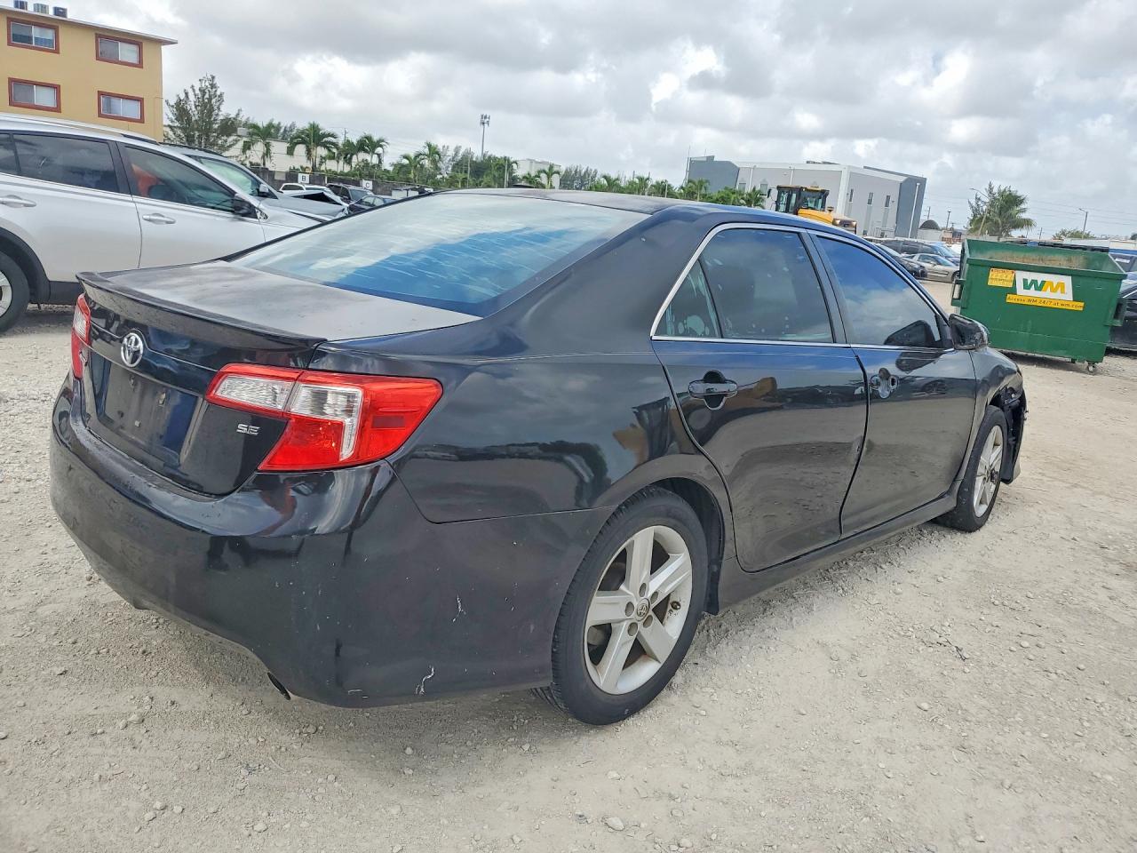 Toyota Camry Se