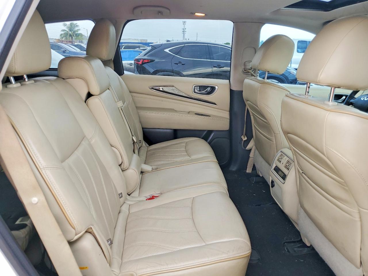 INFINITI Qx Base