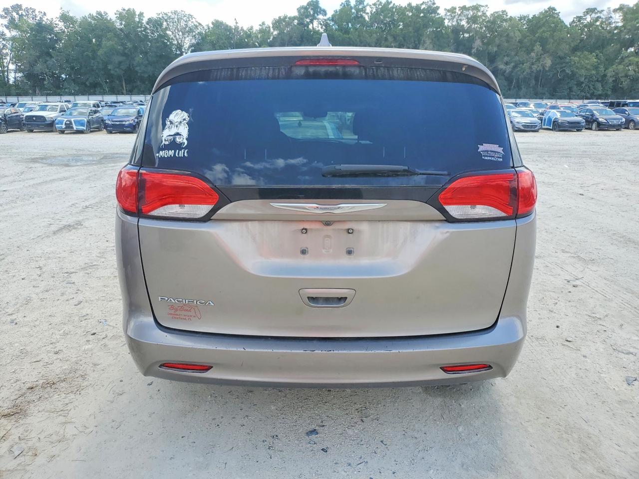 Chrysler Pacifica Lx