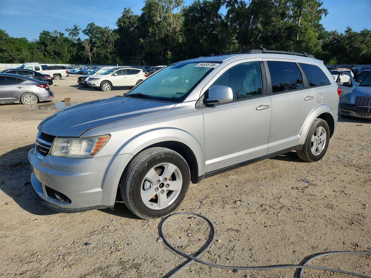 Salvage Dodge Journey Image