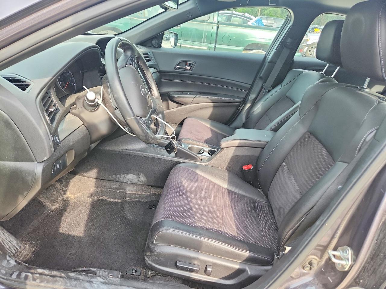 Acura ILX Premium