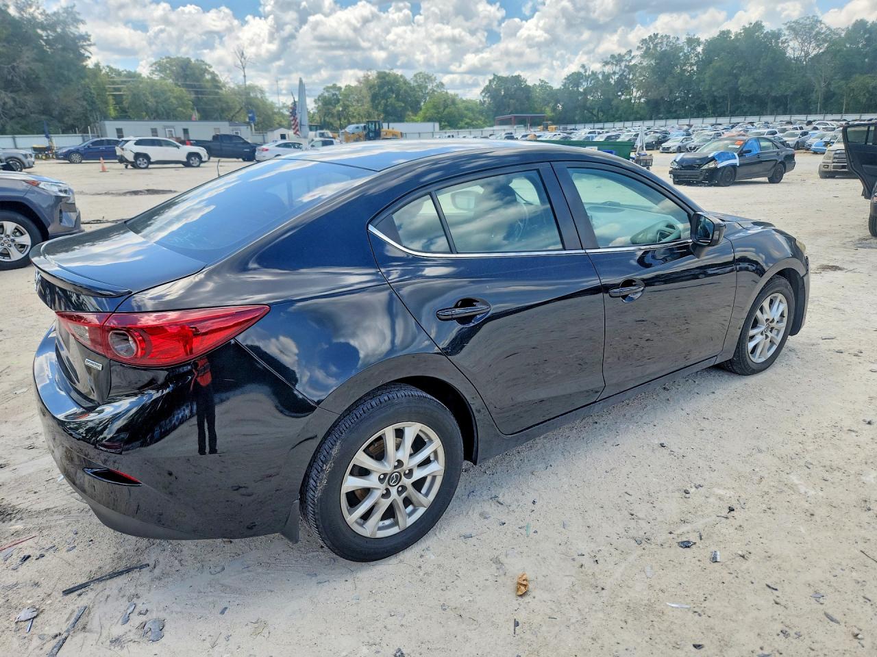Mazda 3 Touring