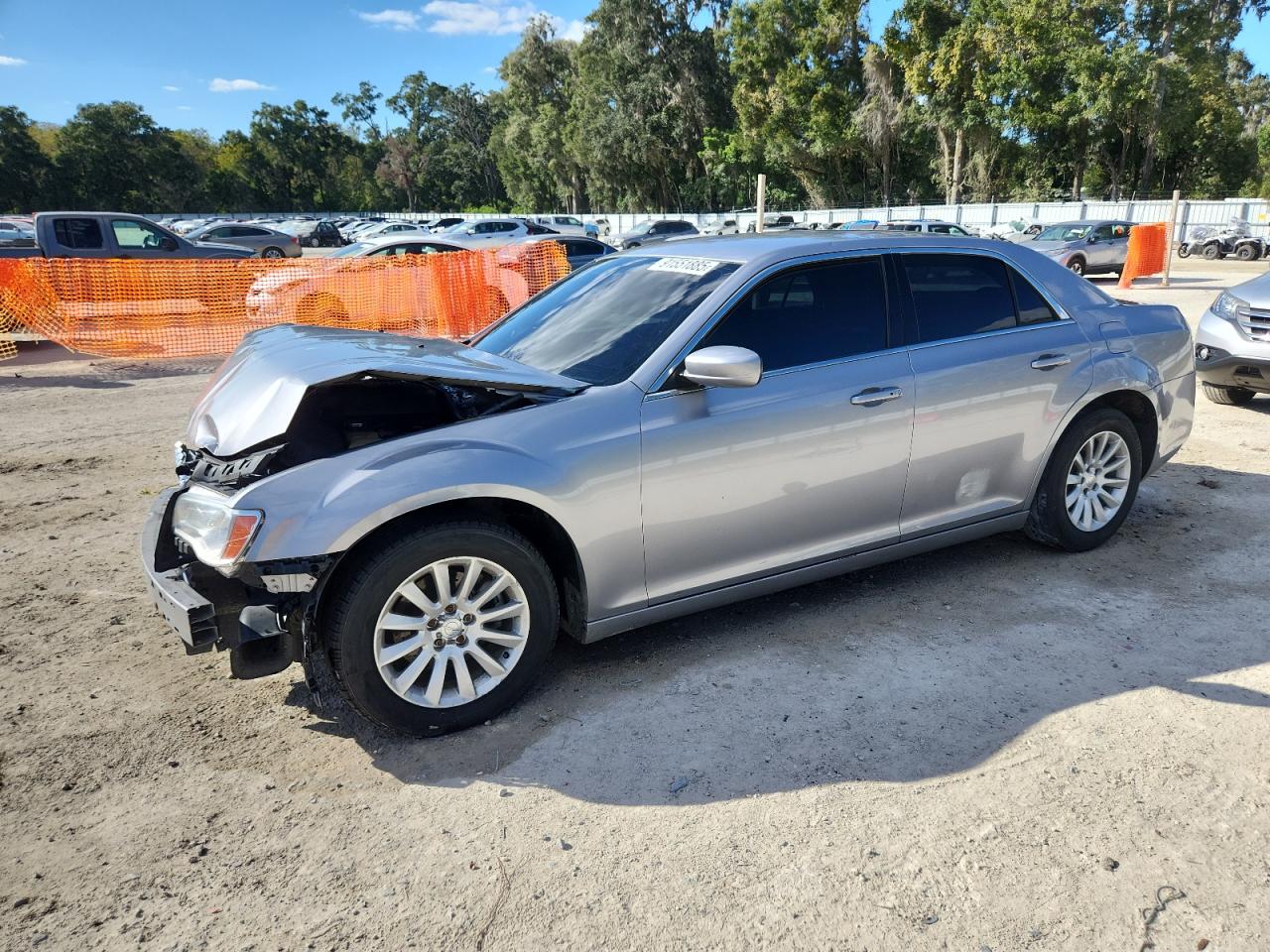 Salvage Chrysler 300 Image