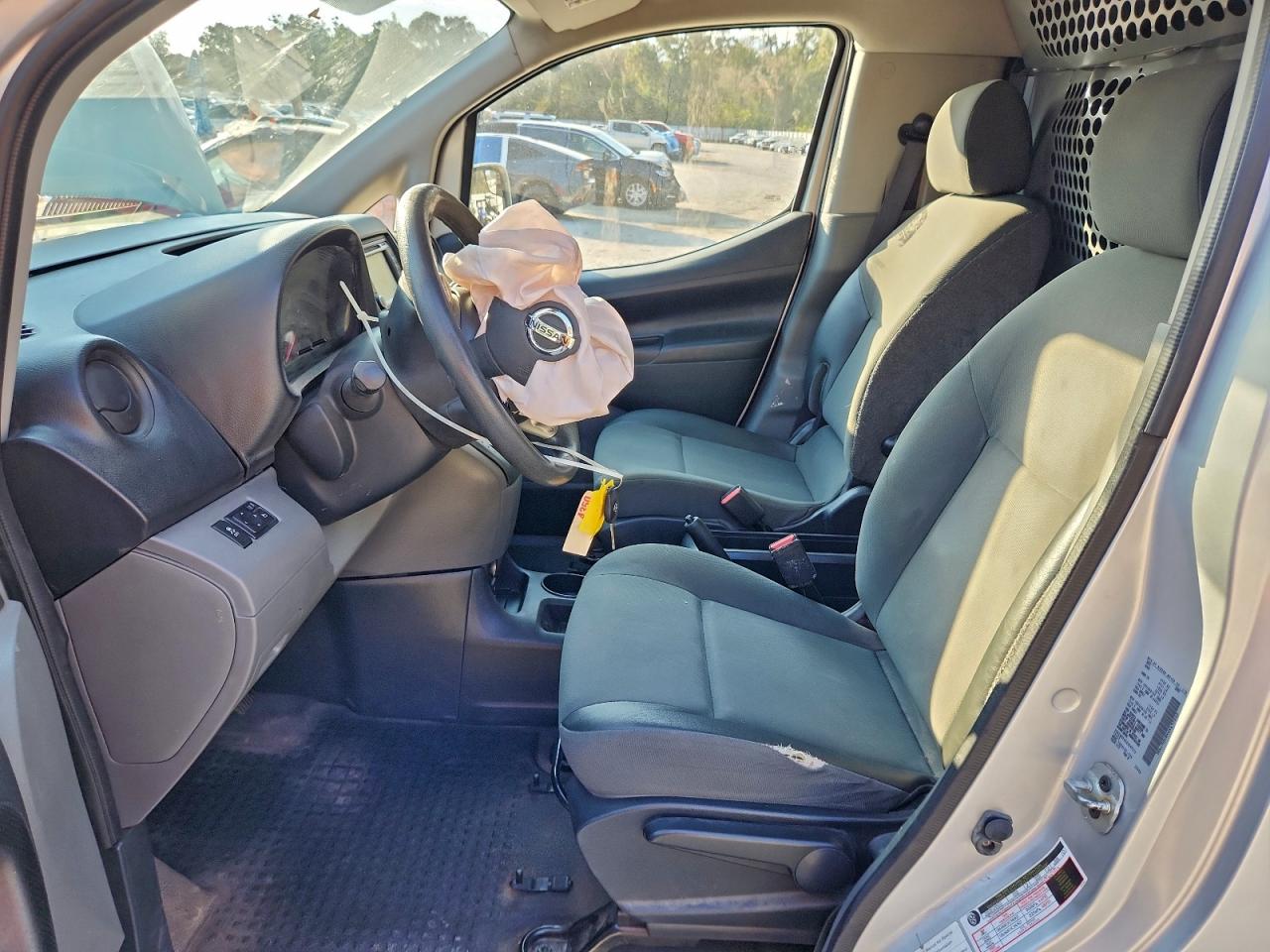 Nissan Nv Sv