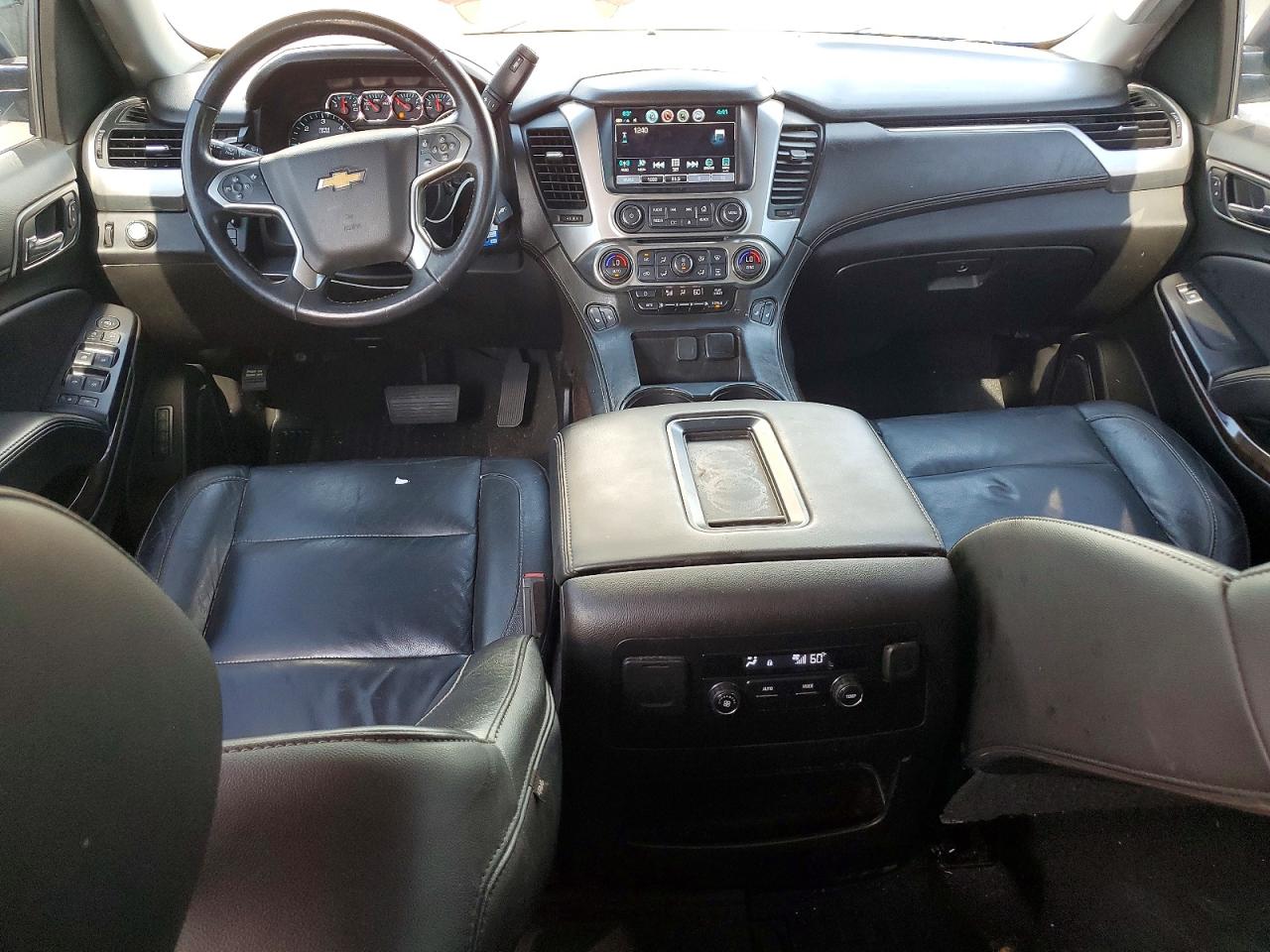 Chevrolet Suburban C1500 Lt