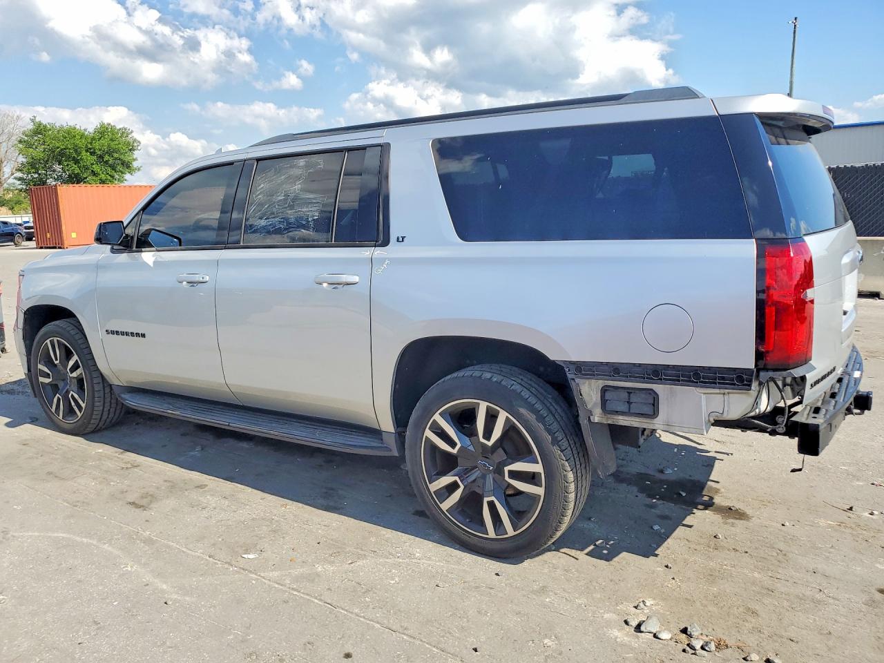 Chevrolet Suburban C1500 Lt