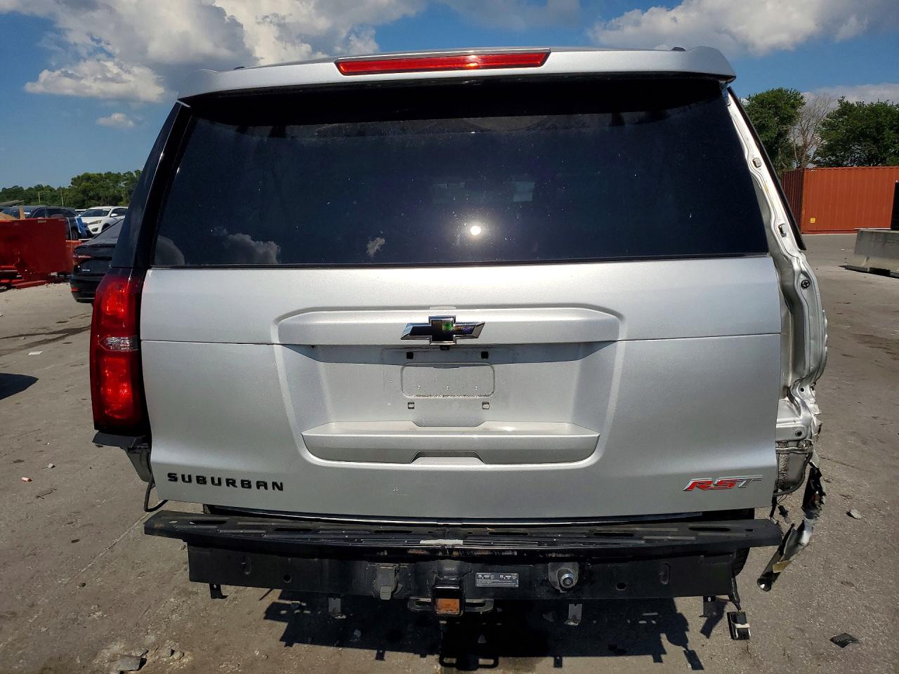 Chevrolet Suburban C1500 Lt