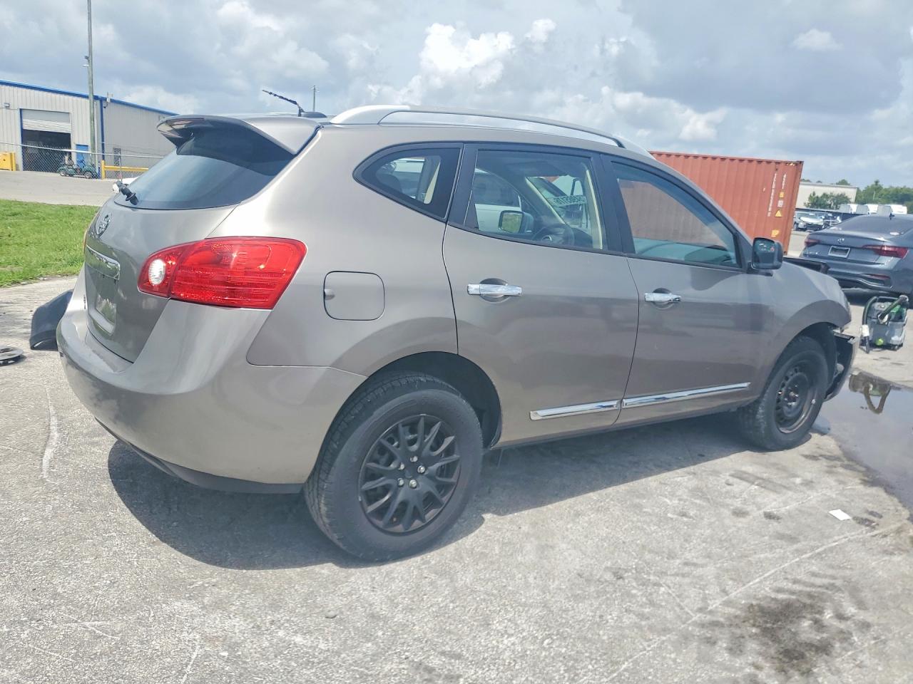 Nissan Rogue S