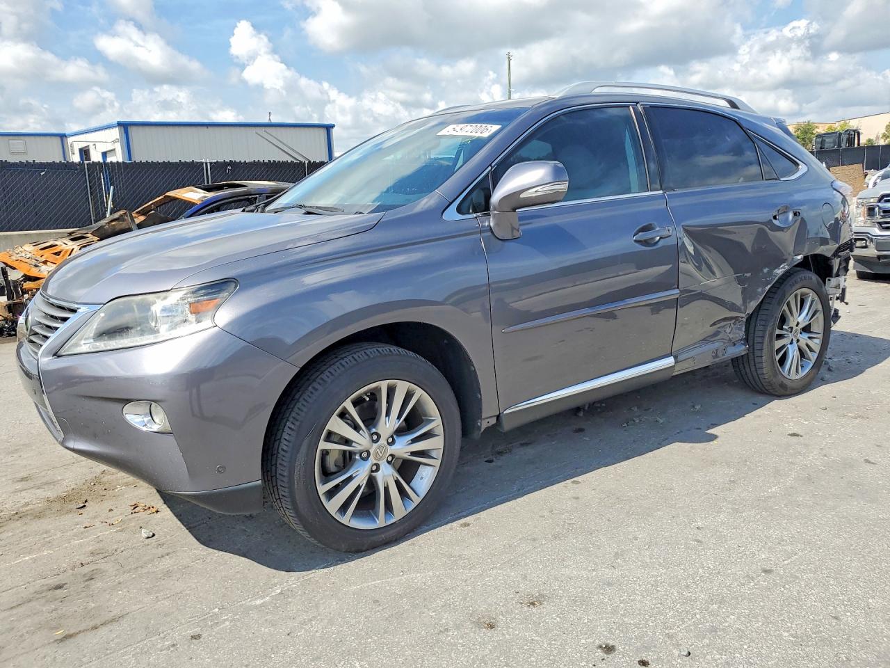 Salvage Lexus RX Image