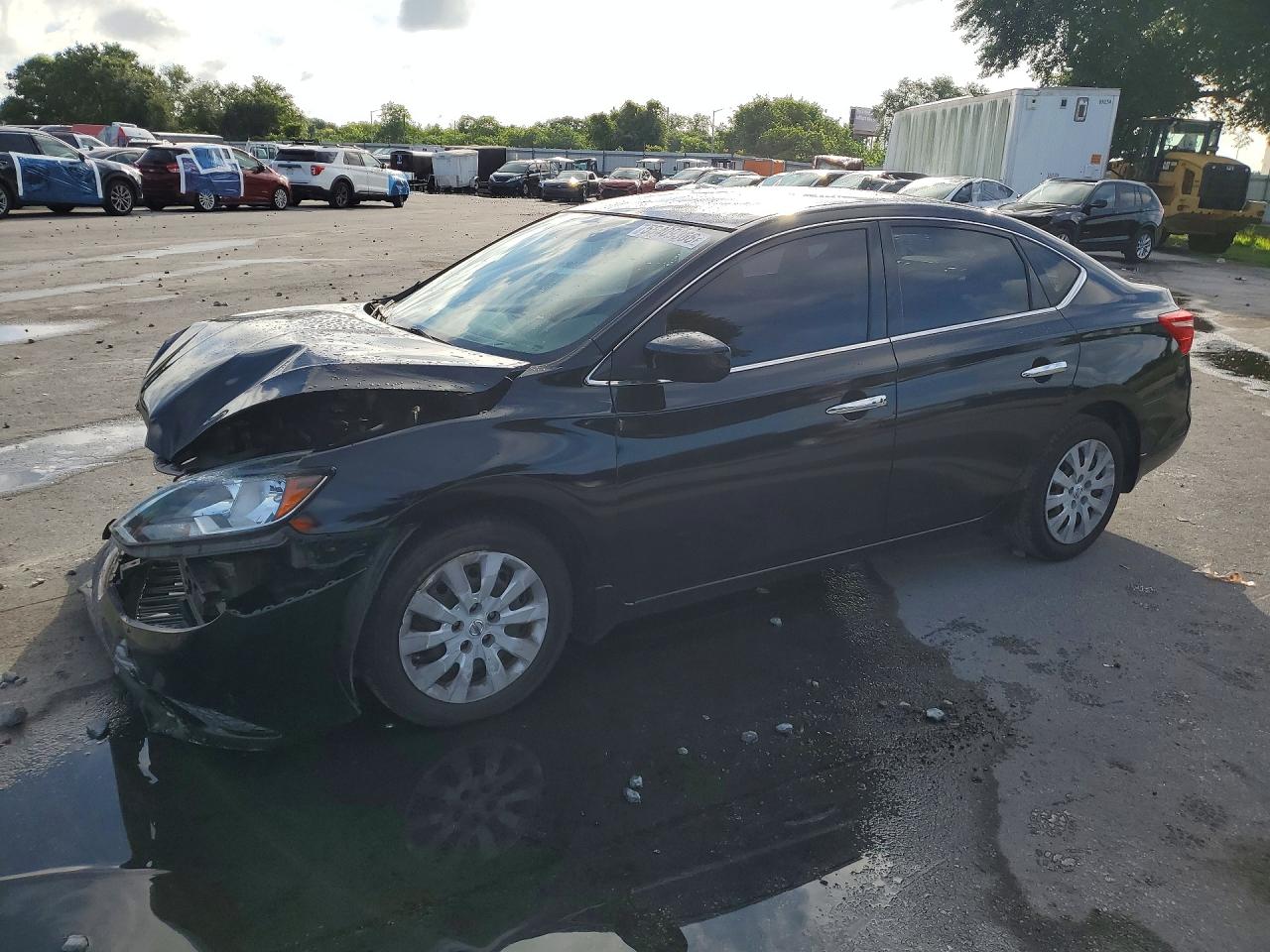 Salvage Nissan Sentra Image