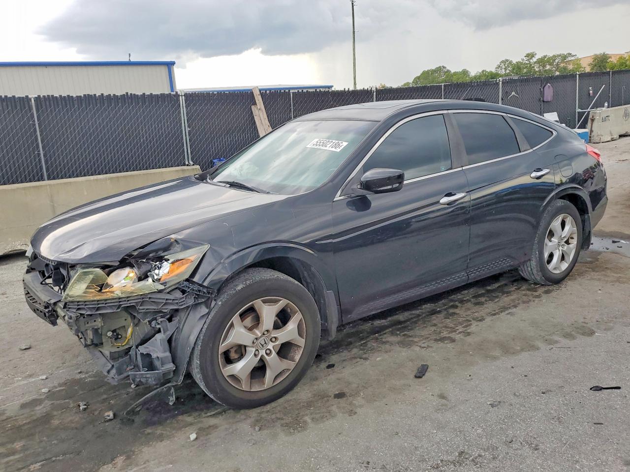 Salvage Honda Accord Image
