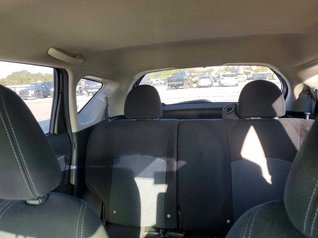 Nissan Versa Sv