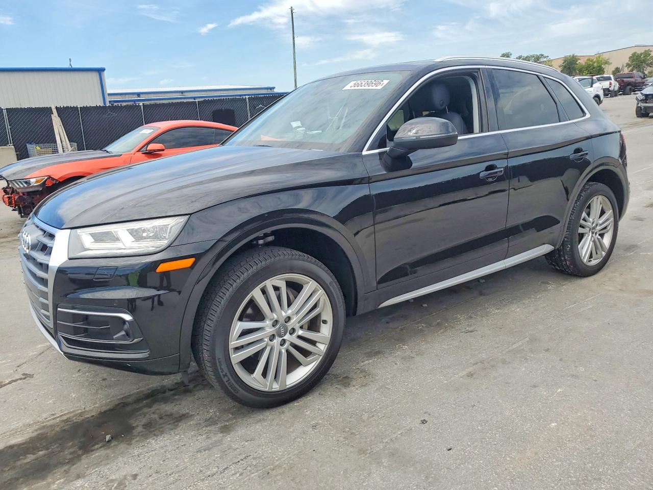 Salvage Audi Q5 Image