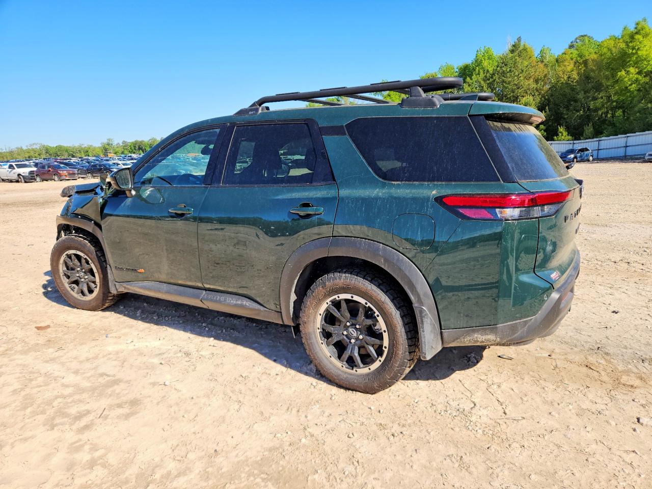 Nissan Pathfinder Rock Creek