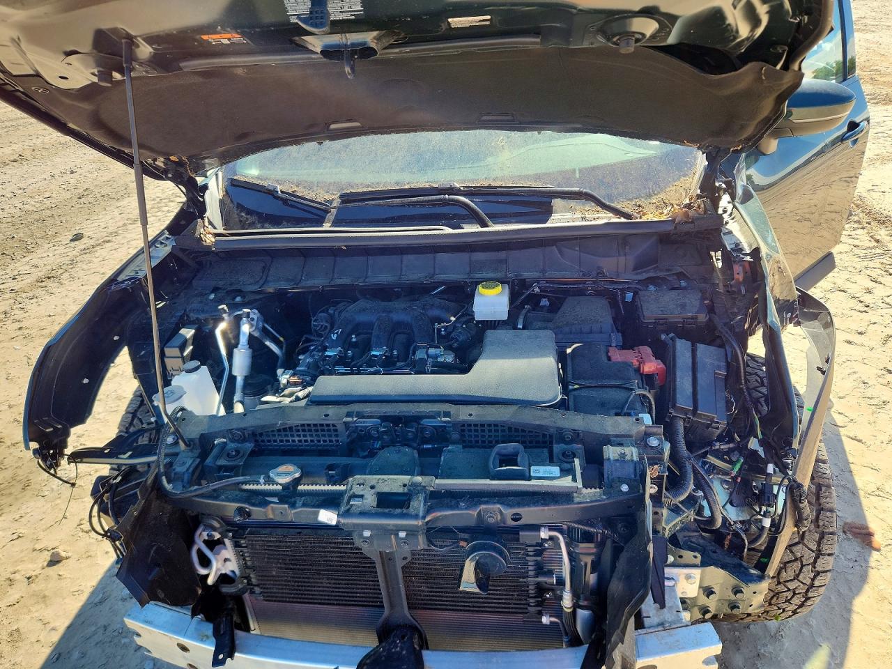Nissan Pathfinder Rock Creek