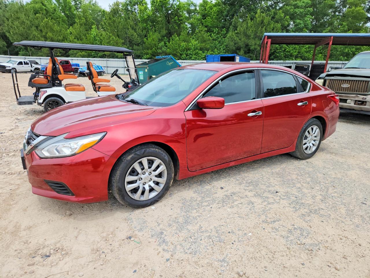 Salvage Nissan Altima Image