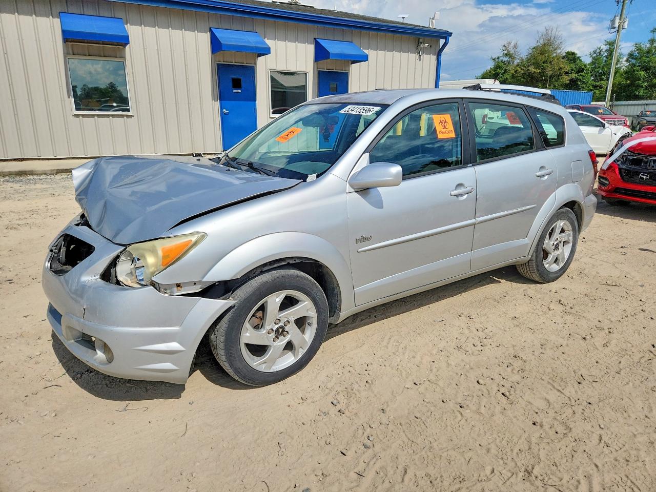 Salvage Pontiac Vibe Image