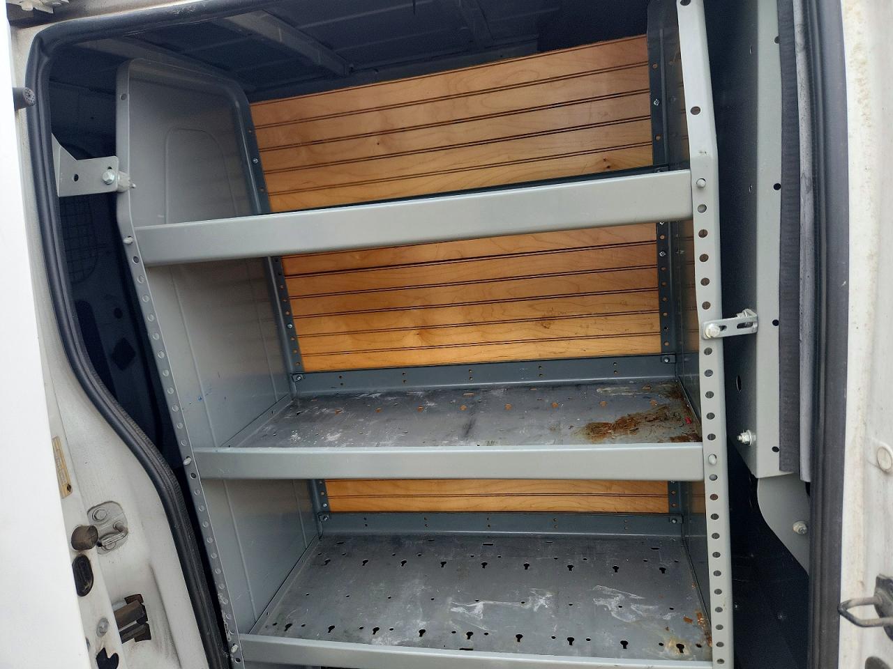 Nissan Nv S