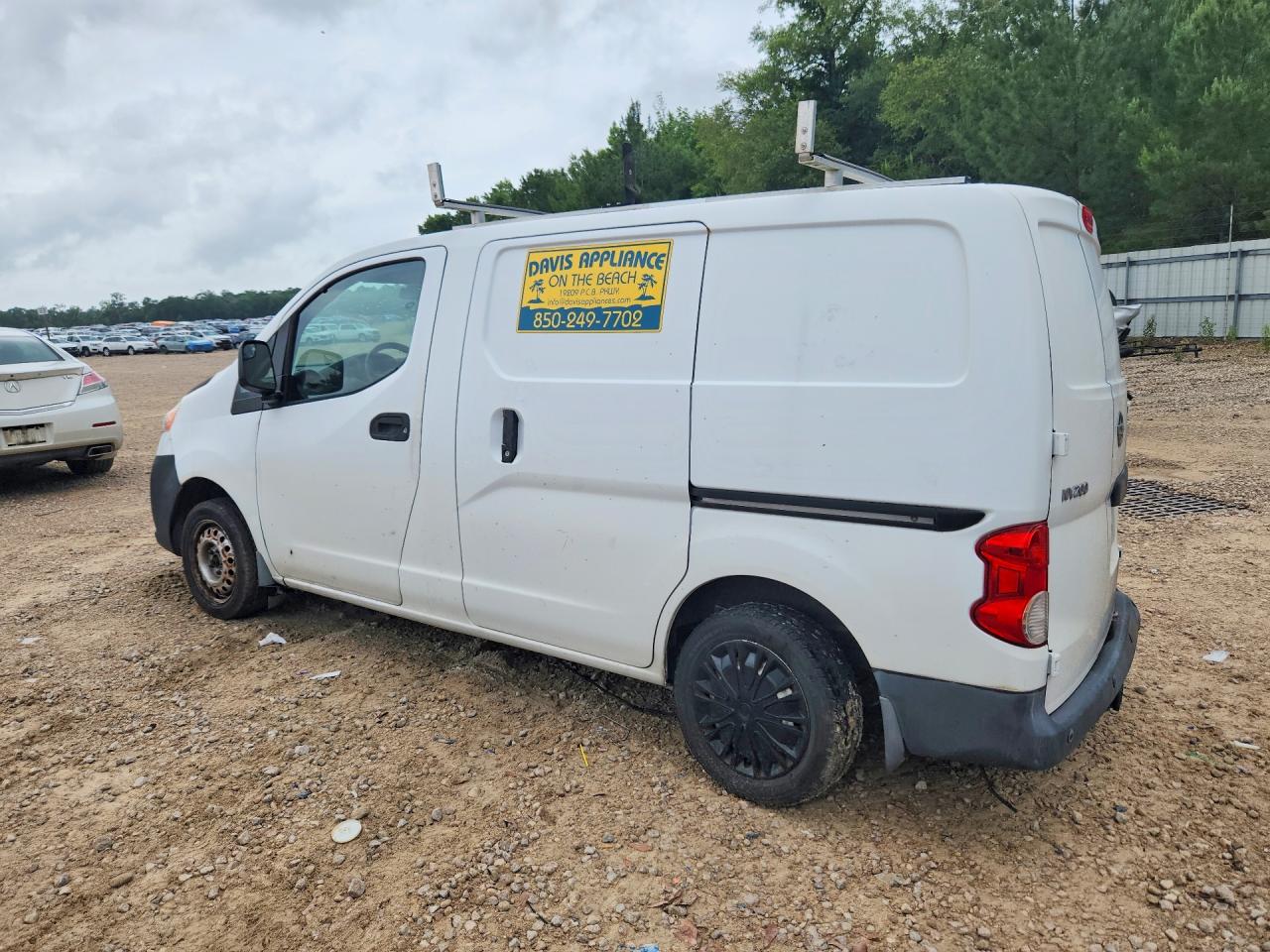 Nissan Nv S