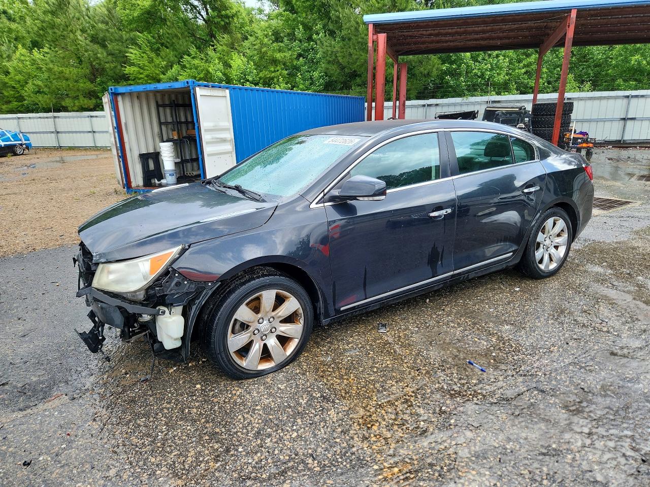 Salvage Buick LaCrosse Image