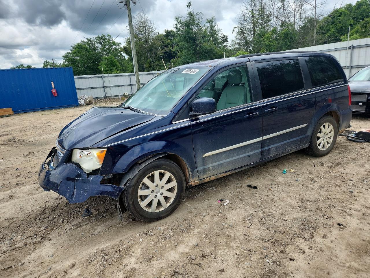 Salvage Chrysler Minivan Image