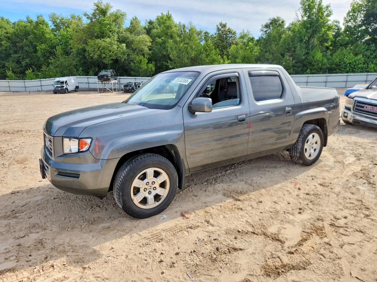Salvage Honda Ridgeline Image