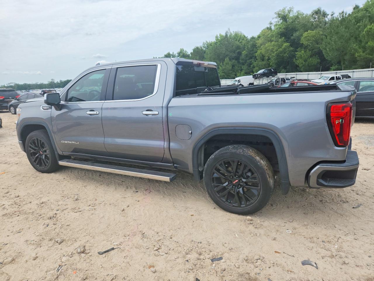 GMC Sierra K1500 Denali