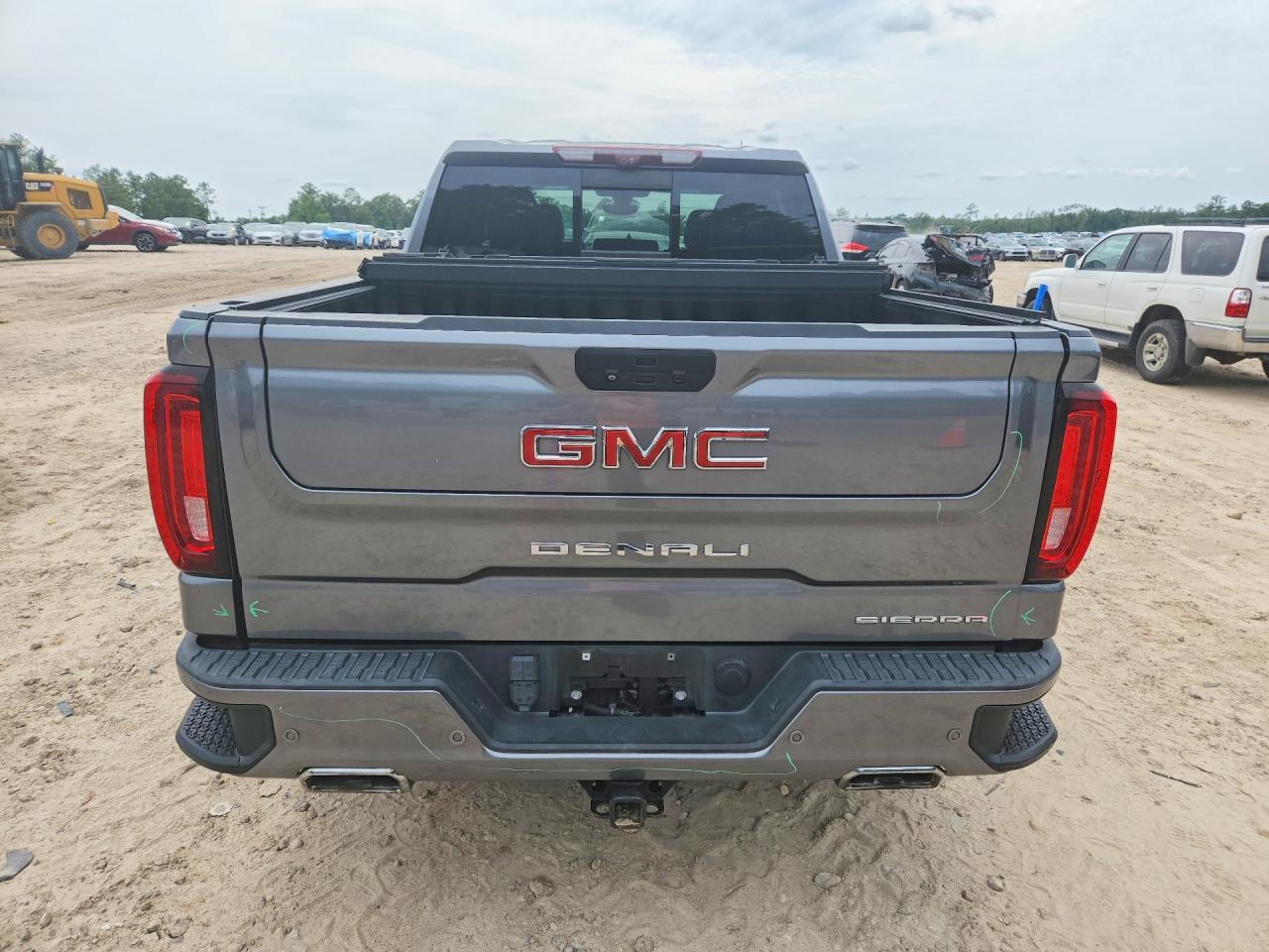GMC Sierra K1500 Denali