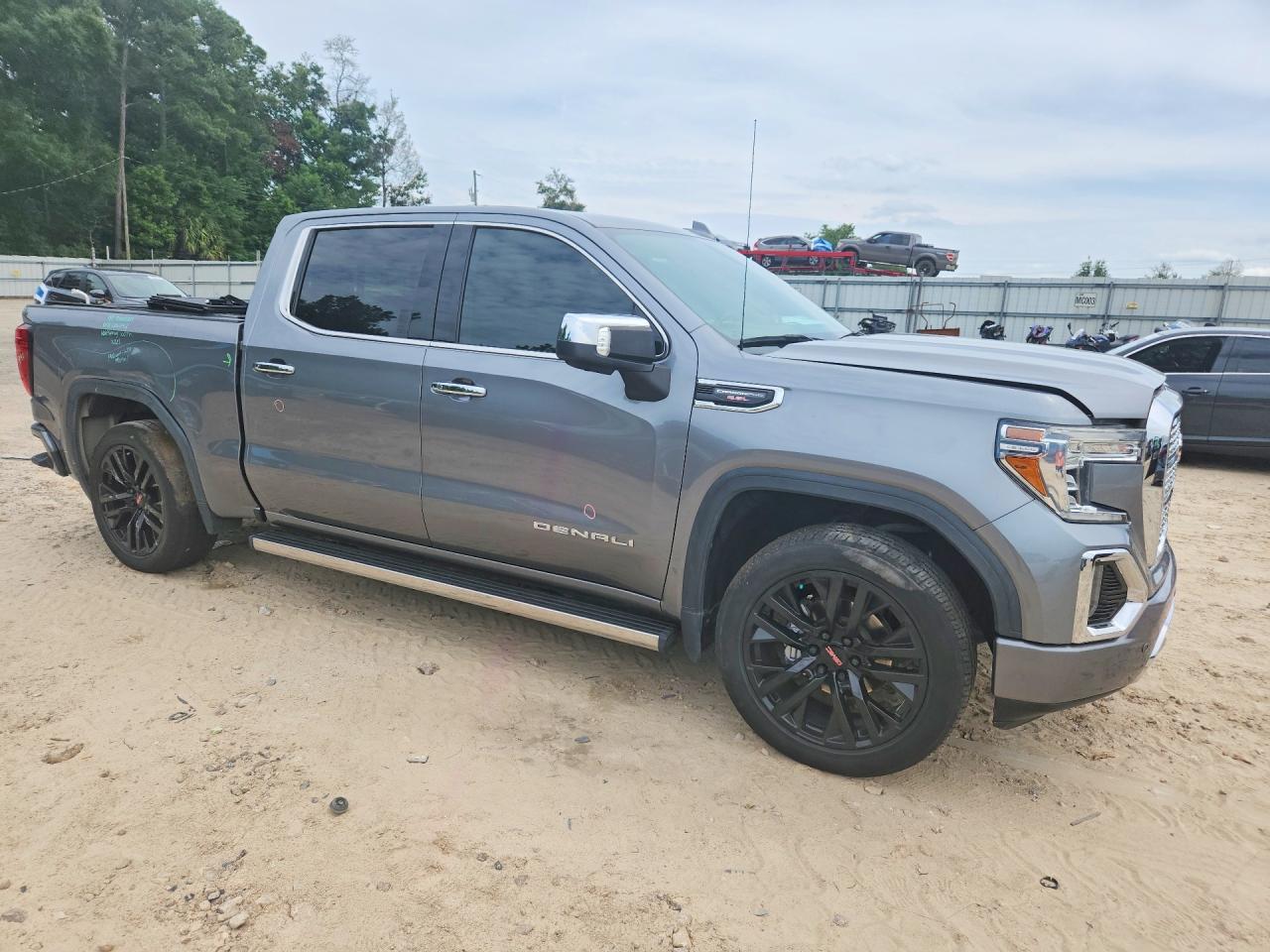 GMC Sierra K1500 Denali