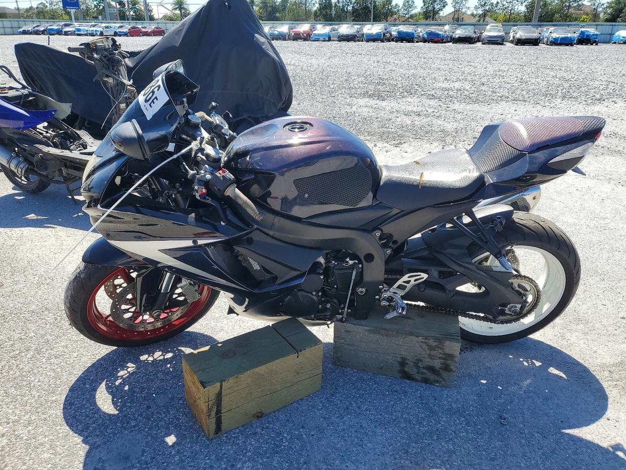 Suzuki Gsxr750