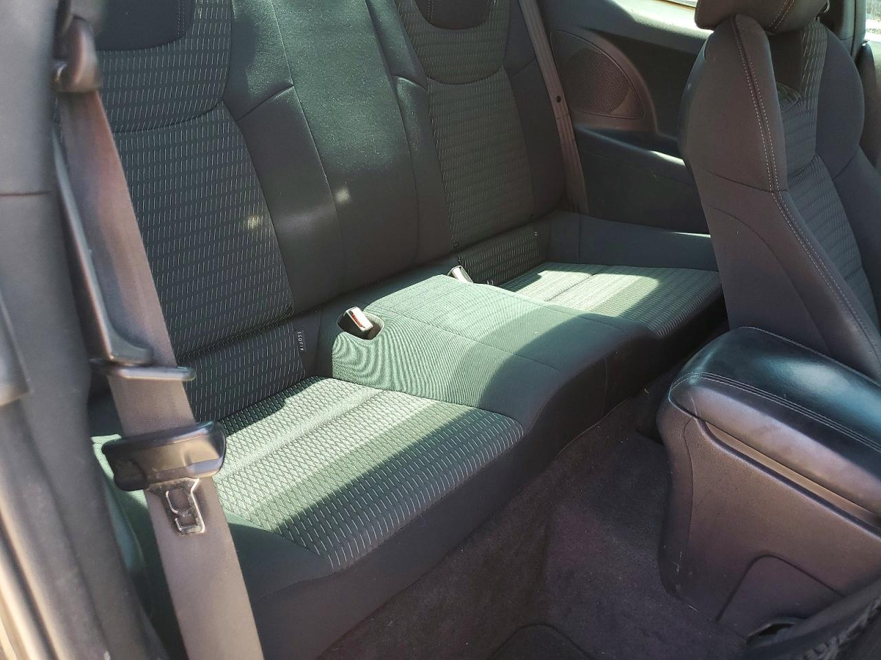 Hyundai Genesis 2.0t