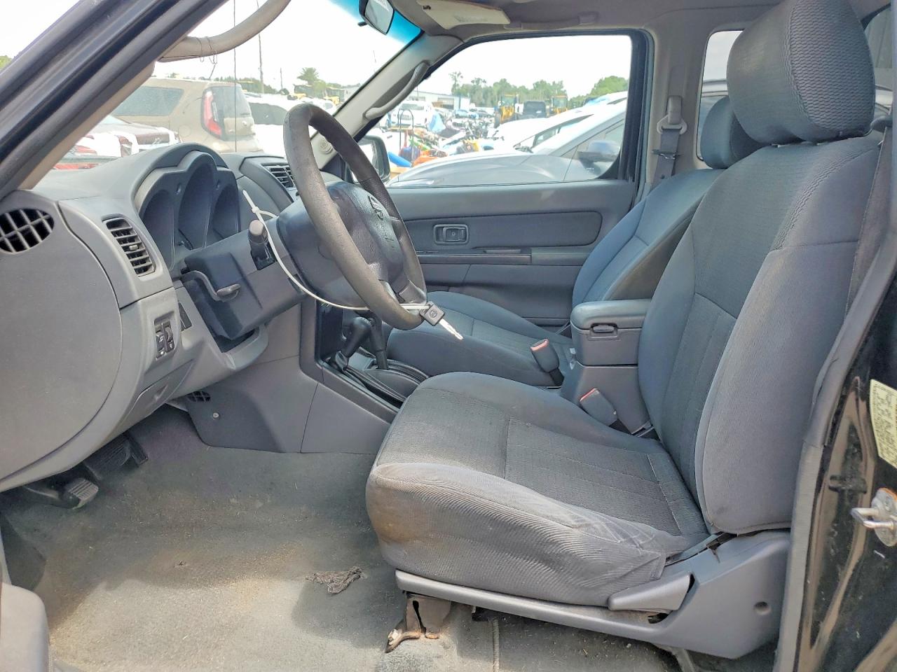 Nissan Frontier King Cab Xe V6