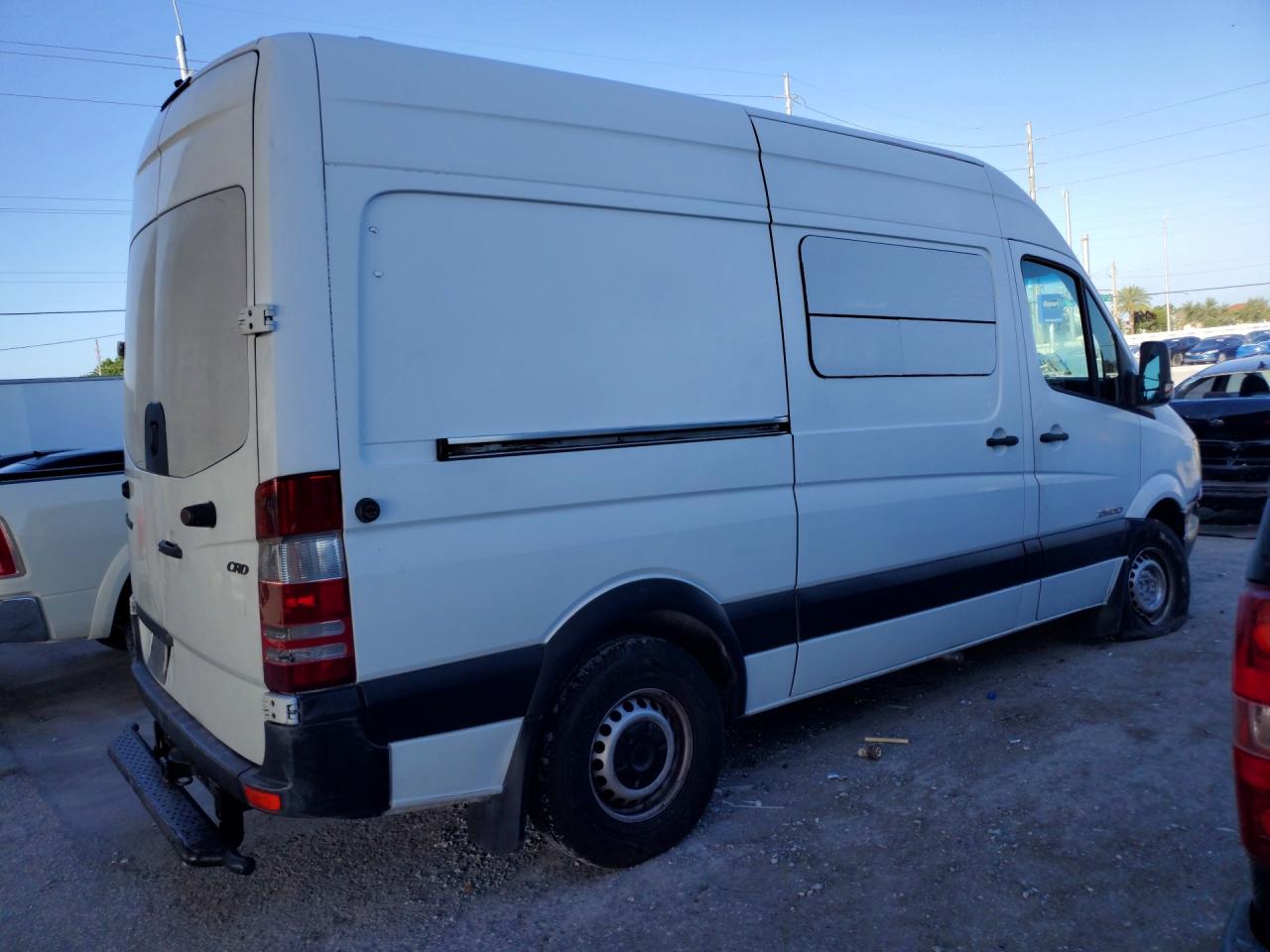 Dodge Sprinter 2500