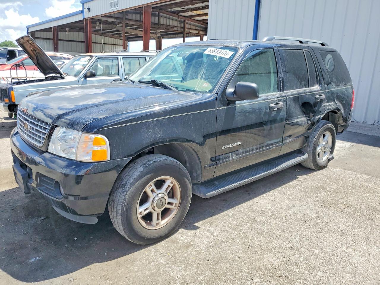 Salvage Ford Explorer Image